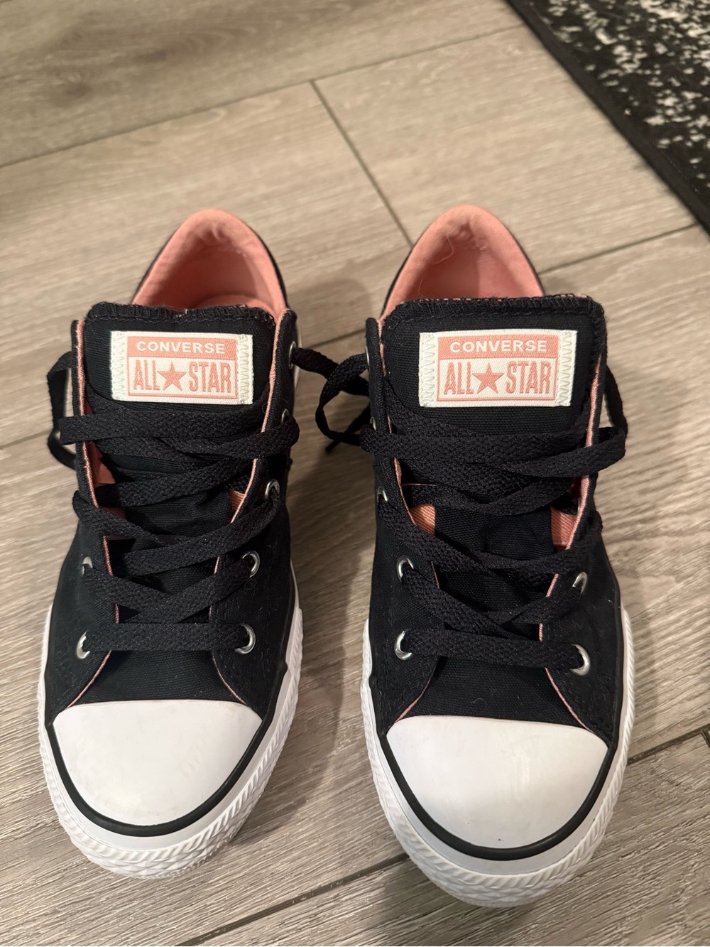 Converse Kids Black Low Top Sneakers with Pink Lining